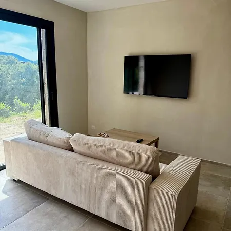 Rez De 65 M2 Viggianello